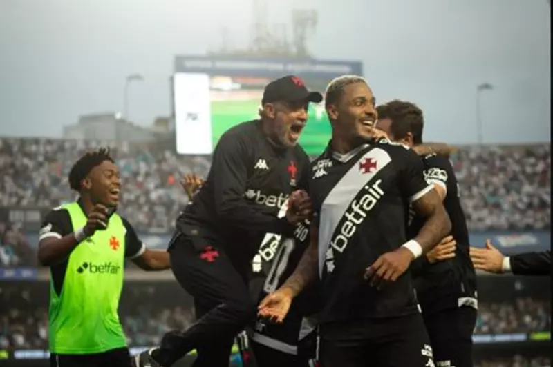سانتوس يتعرض لهزيمة قاسية أمام فاسكو دا جاما 6-0 في الدوري البرازيلي وسط دموع نيمار