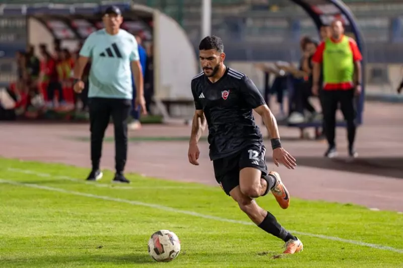 مصدر لكووورة يكشف أسباب غياب حامد حمدان عن مباريات بتروجيت ويؤكد رغبته في اللعب وانتظار وعد يناير
